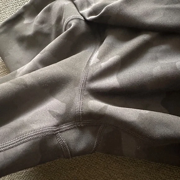 Lululemon Wunder Train High Rise Tight - Picture 5 of 6